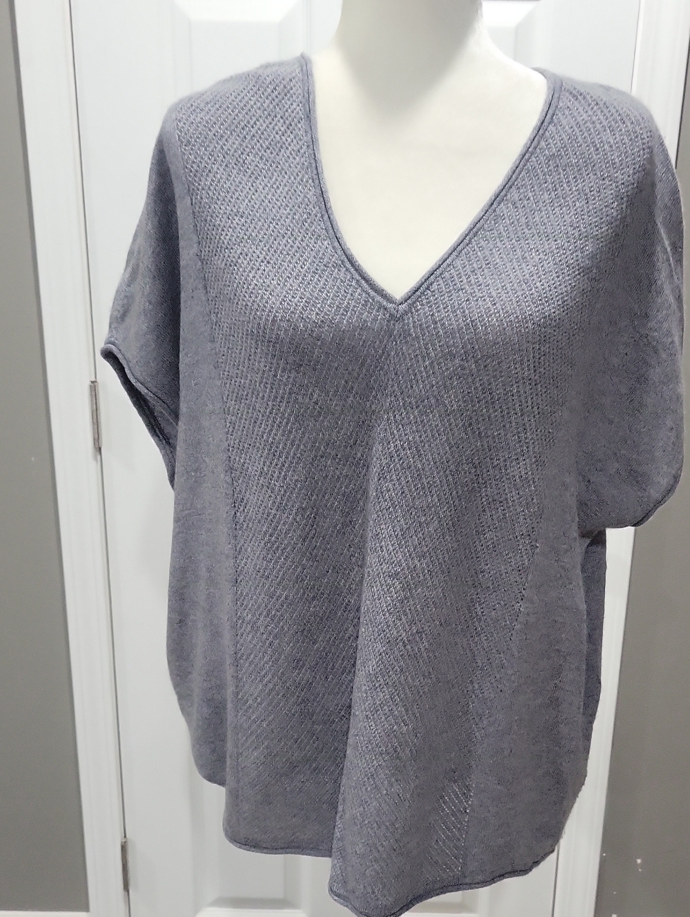Vince Light Gray Cashmere V-Neck Poncho